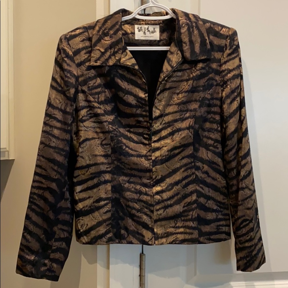 TALK OF THE WALK sz 10 Brown animal print jacket